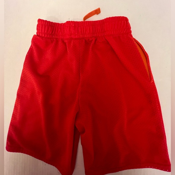 ATHLETIC MESH BOYS SHORTS  SIZE M (8) - Picture 3 of 7